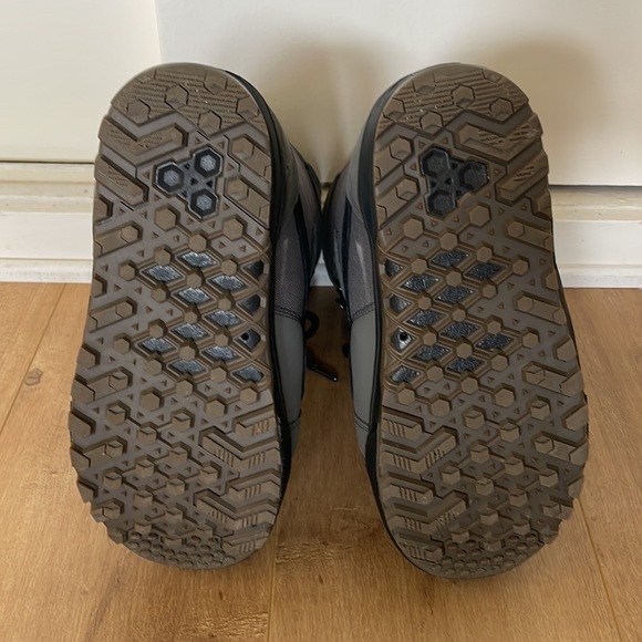 Vans Hi-Standard Pro Snowboard Boot - 2022 Gray Black - Excellent Condition - Picture 5 of 9